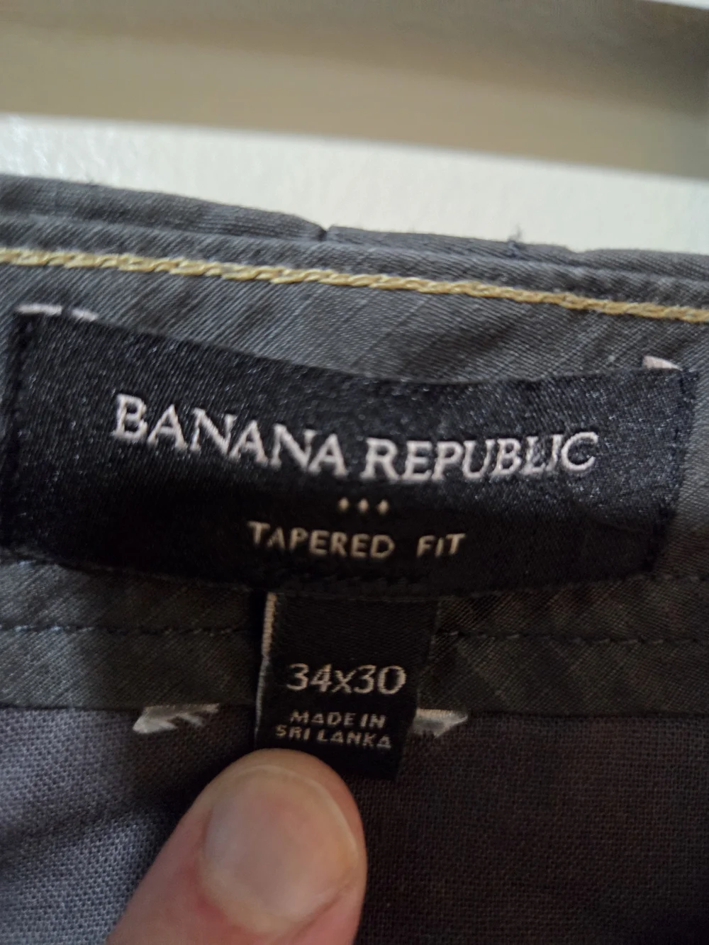 Banana Republic Men's Dark Grey Cargo Pants